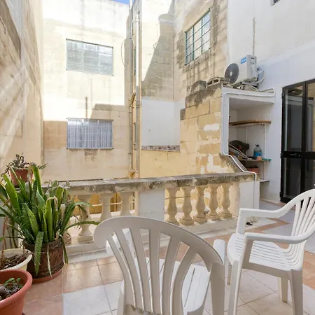 Lovely & Spacious Close To The By 360 Estates Apartament St. Paul's Bay