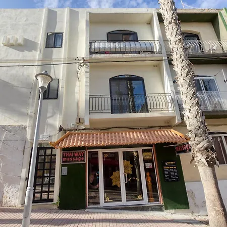 Apartment Lovely & Spacious Close To The By 360 Estates *