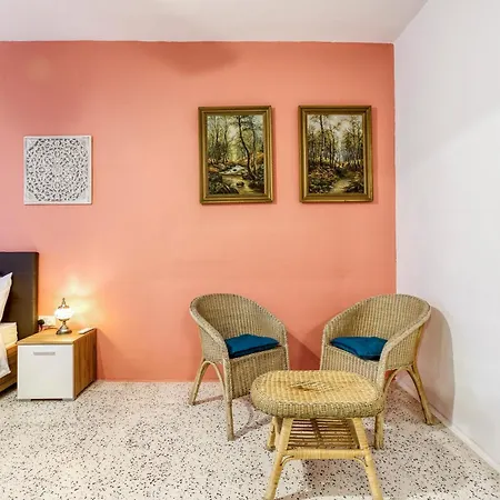 Lovely & Spacious Close To The By 360 Estates * St. Paul's Bay